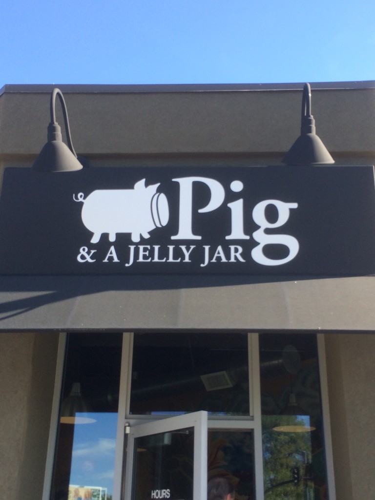 Exploring SLC: Pig & A Jelly Jar - Food, Fun, Whatever !!